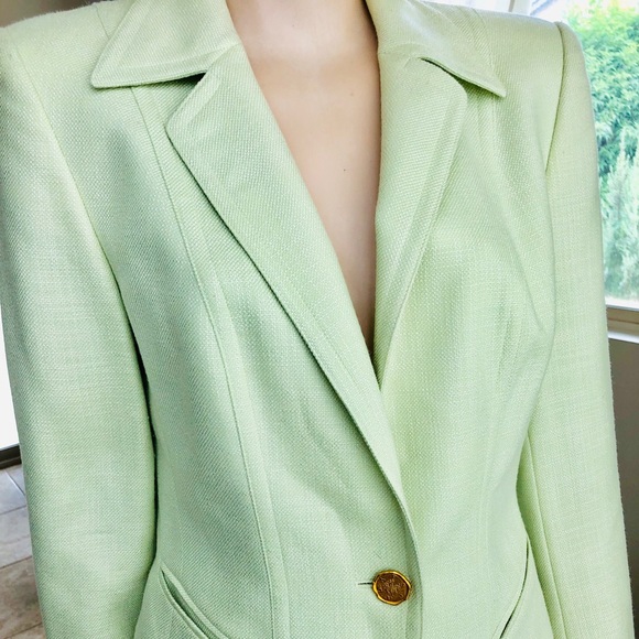 ✨Escada Margaretha Ley Skirt Suit Gold Logo Button - Picture 5 of 15